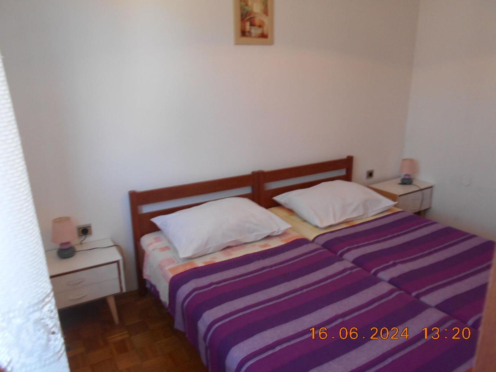 Sunset Lina Apartman *